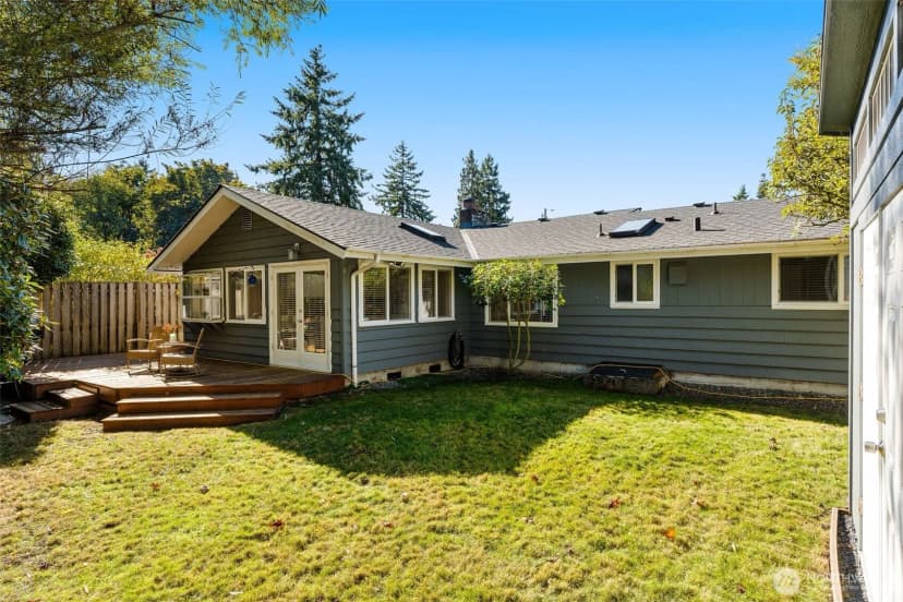 Property photo for 12020 10th Avenue Nw, Seattle photo 22