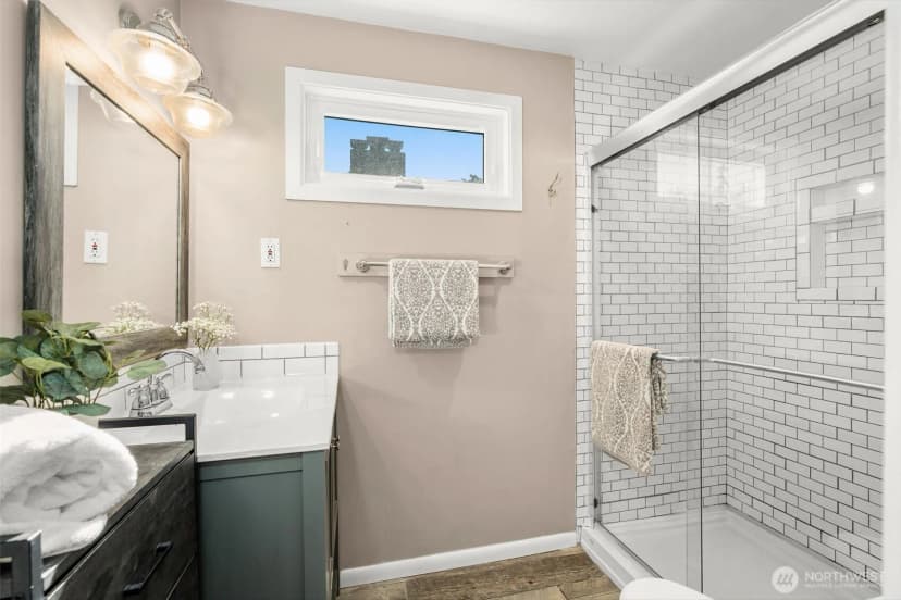 Property photo for 12020 10th Avenue Nw, Seattle photo 18