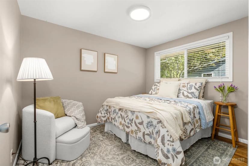Property photo for 12020 10th Avenue Nw, Seattle photo 16