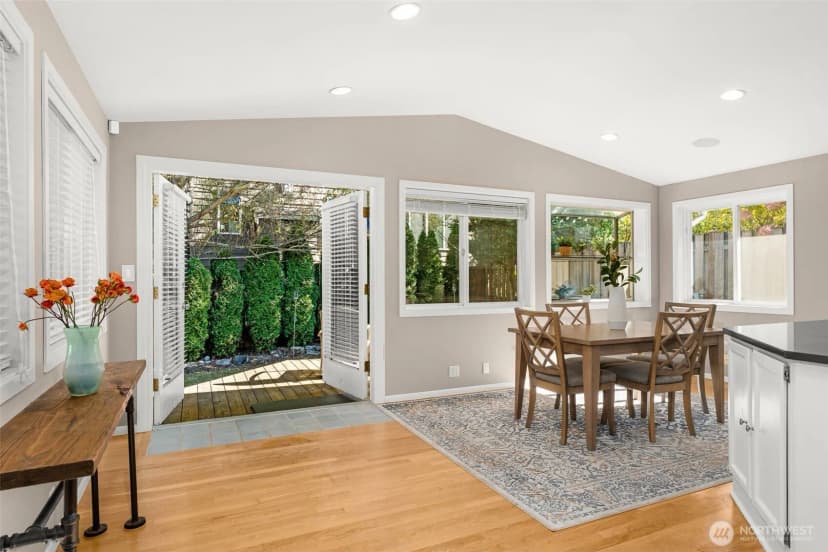 Property photo for 12020 10th Avenue Nw, Seattle photo 10