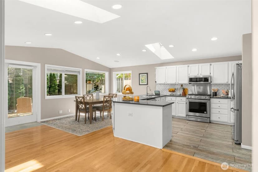 Property photo for 12020 10th Avenue Nw, Seattle photo 9