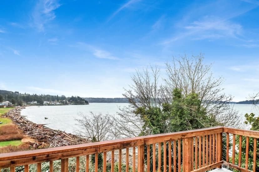 Property photo for 13574 S Green Street, Anacortes photo 3