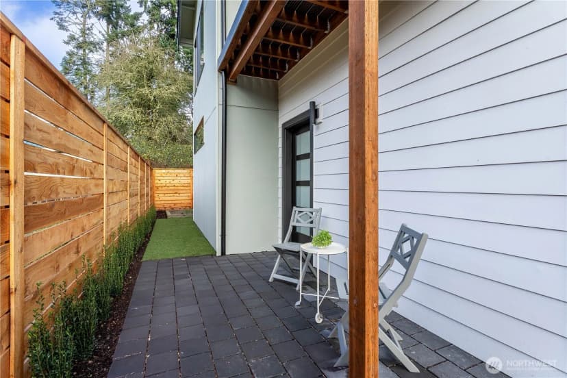 Property photo for 7339 21st Avenue Ne, Seattle photo 14