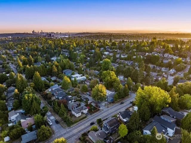 Property photo for 7339 21st Avenue Ne, Seattle photo 19