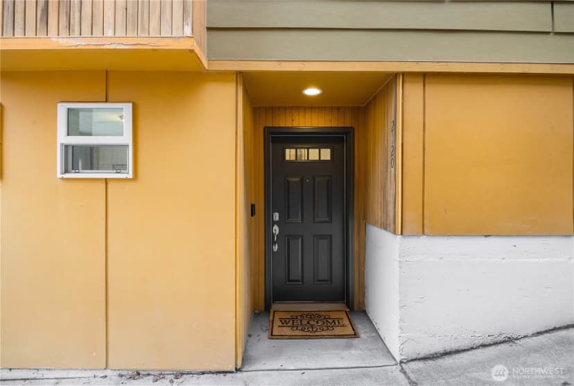 Property photo for 2120 W Ruffner Street, Seattle photo 23