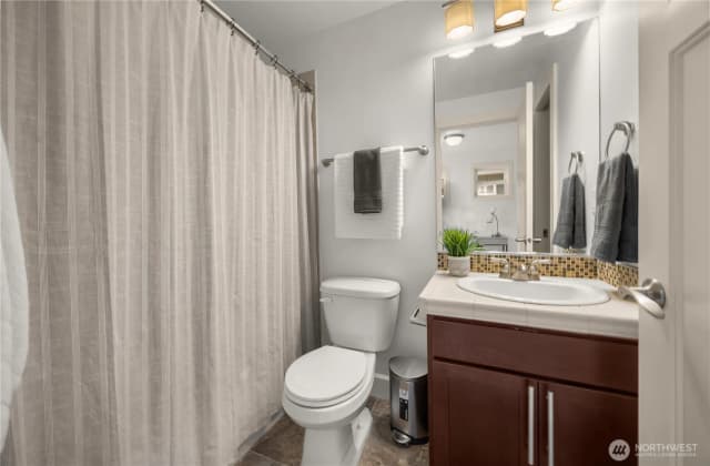 Property photo for 2120 W Ruffner Street, Seattle photo 5