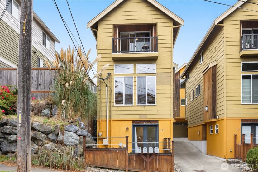 Property photo for 2120 W Ruffner Street, Seattle photo 26