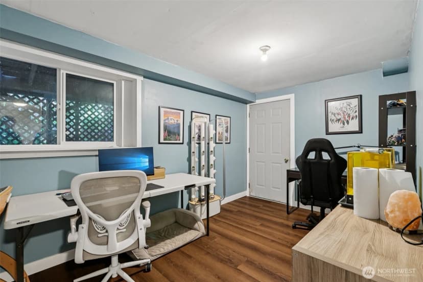 Property photo for 6334 24th Avenue Sw, Seattle photo 24