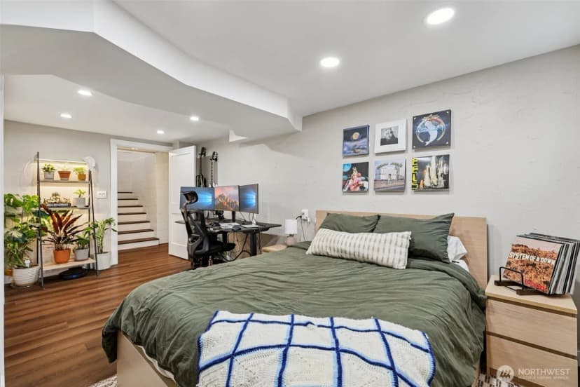Property photo for 6334 24th Avenue Sw, Seattle photo 20