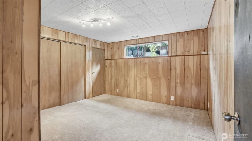 Property photo for 11409 Se May Creek Park Drive, Newcastle photo 38