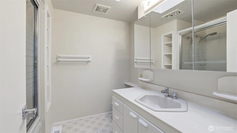 Property photo for 11409 Se May Creek Park Drive, Newcastle photo 21