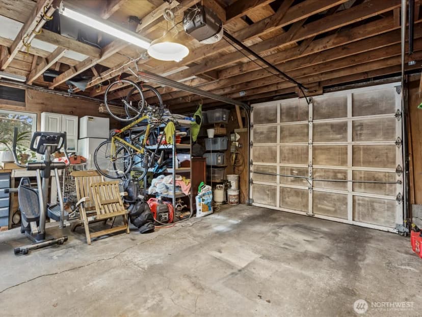 Property photo for 3420 32nd Avenue W, Seattle photo 25
