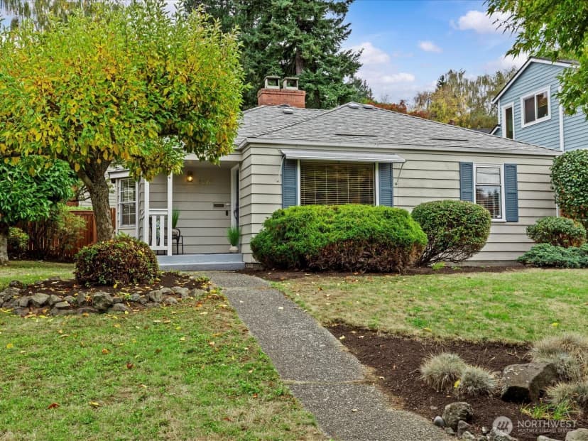 Property photo for 3420 32nd Avenue W, Seattle photo 26