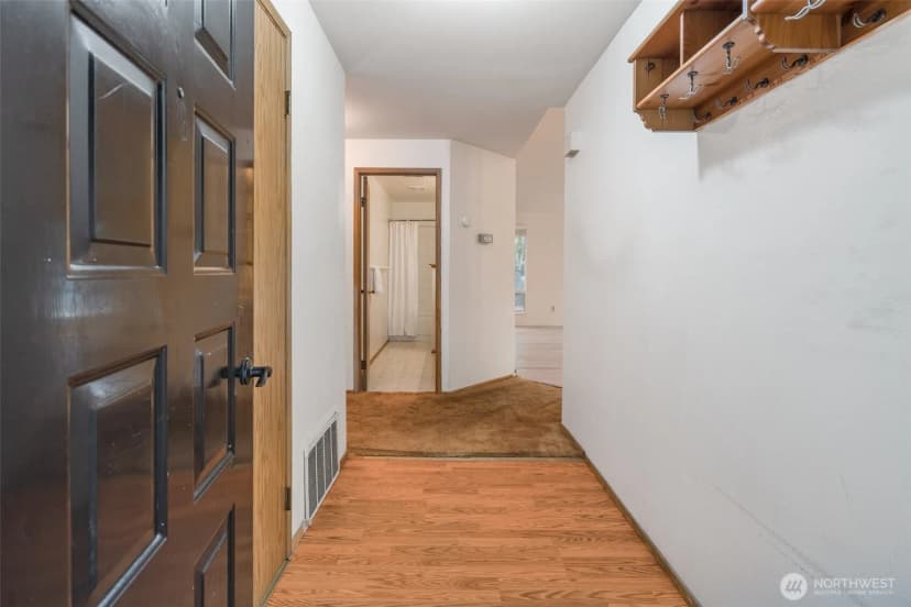 Property photo for 929 30th Street Ne, Auburn photo 5