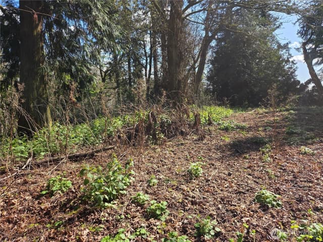 Property photo for 12 W Gedney Way, Hat Island photo 5