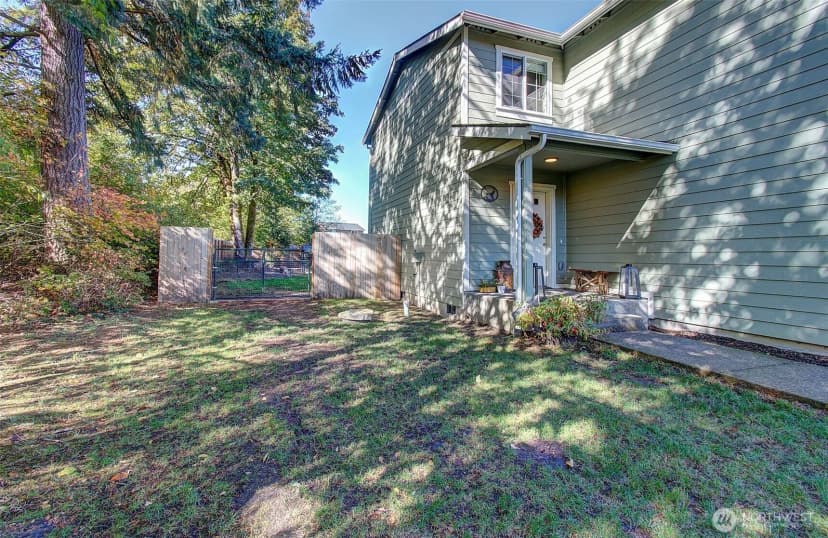 Property photo for 1519 Sussex Avenue E, Tenino photo 3