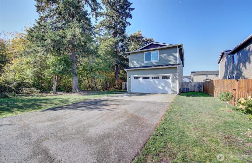 Property photo for 1519 Sussex Avenue E, Tenino photo 2