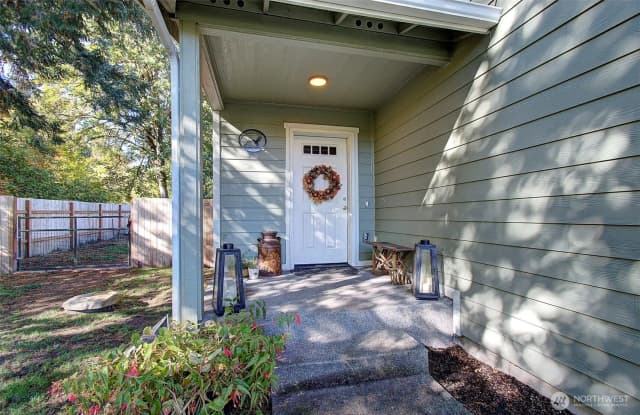 Property photo for 1519 Sussex Avenue E, Tenino photo 4