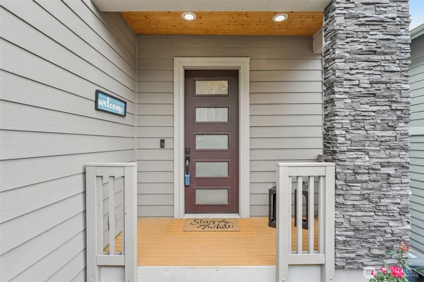 Property photo for 12814 83rd Avenue Ct E, Puyallup photo 2