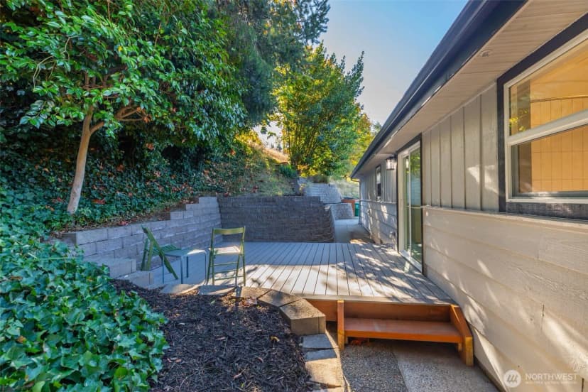 Property photo for 4602 Sw Cloverdale Street, Seattle photo 24