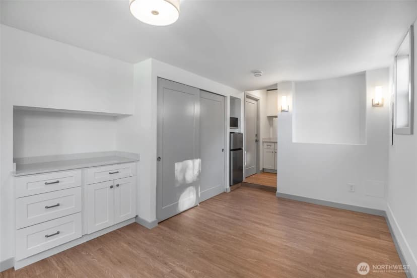 Property photo for 4602 Sw Cloverdale Street, Seattle photo 19