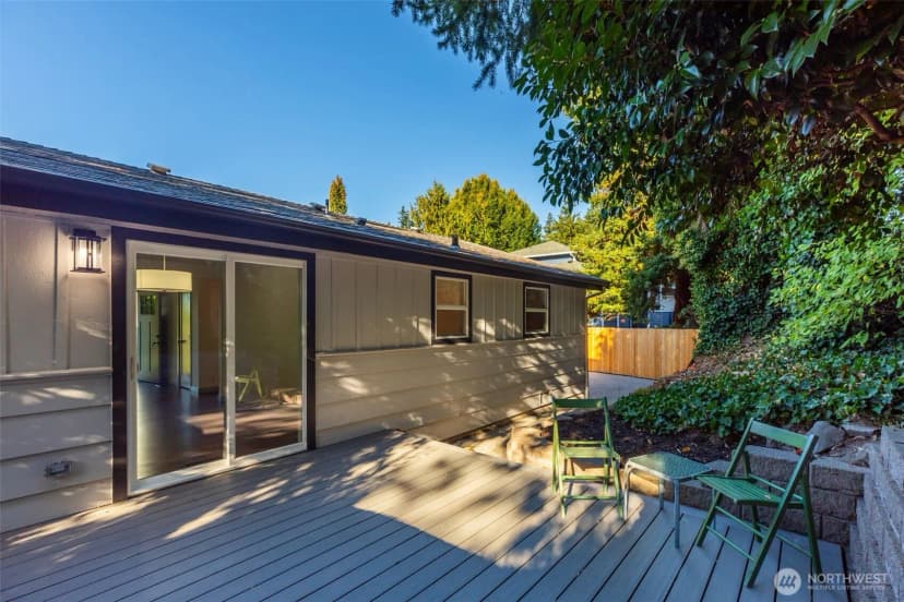 Property photo for 4602 Sw Cloverdale Street, Seattle photo 26