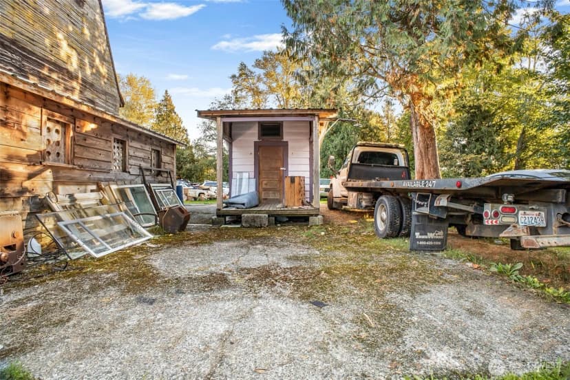 Property photo for 6037 Old Guide Road, Bellingham photo 24