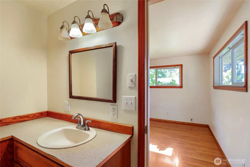 Property photo for 7487 Bethel Burley Road Se, Port Orchard photo 17