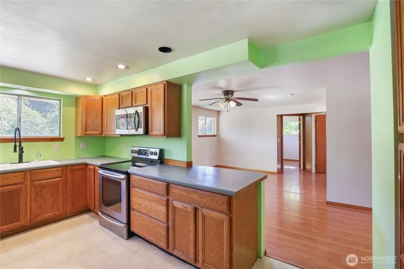 Property photo for 7487 Bethel Burley Road Se, Port Orchard photo 11