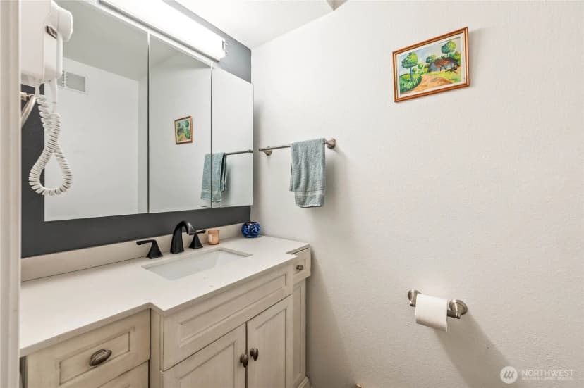 Property photo for 325 Division St #207, Leavenworth photo 30