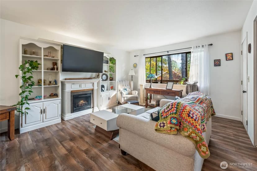 Property photo for 325 Division St #207, Leavenworth photo 16