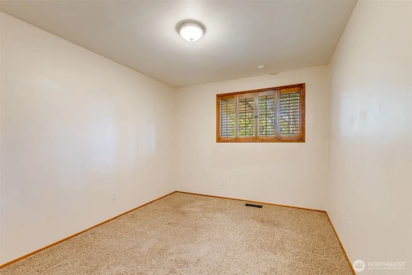 Property photo for 35414 34th Avenue S, Auburn photo 17