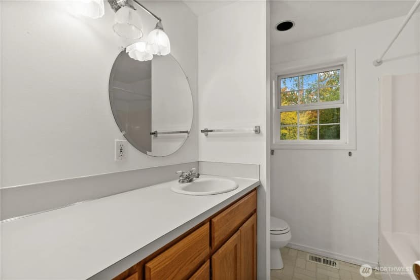 Property photo for 19517 Whiteman Cove Road Sw, Longbranch photo 20