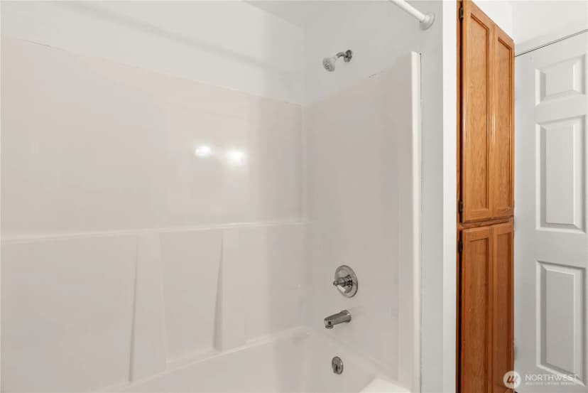 Property photo for 19517 Whiteman Cove Road Sw, Longbranch photo 21