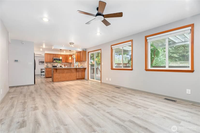 Property photo for 5112 104th Street Sw, Mukilteo photo 18