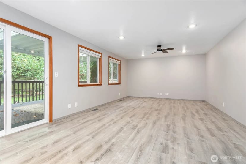 Property photo for 5112 104th Street Sw, Mukilteo photo 16