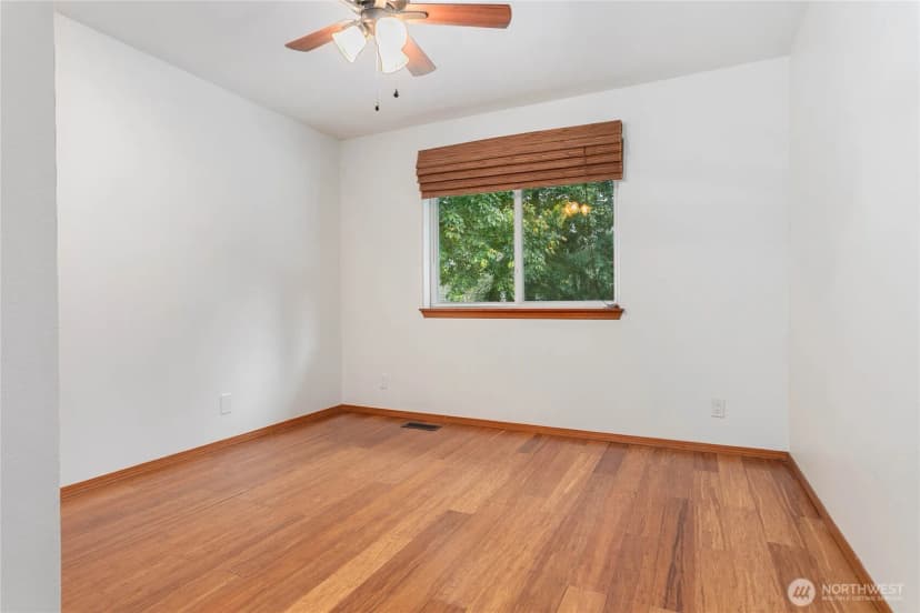 Property photo for 5112 104th Street Sw, Mukilteo photo 23