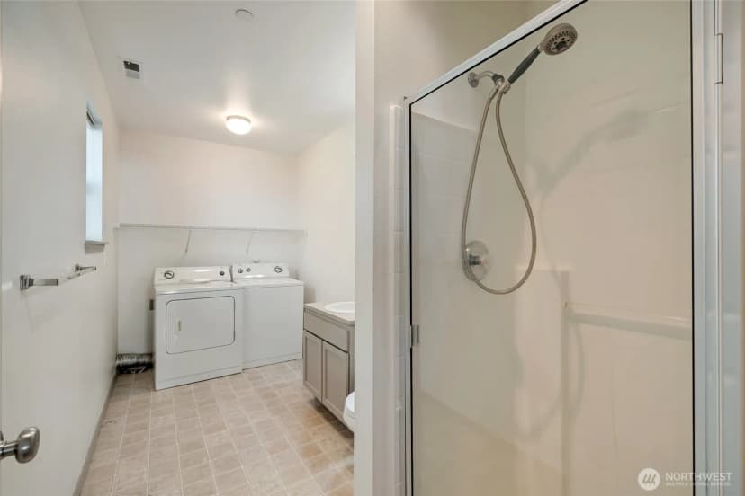 Property photo for 1403 Baker Avenue, Everett photo 29