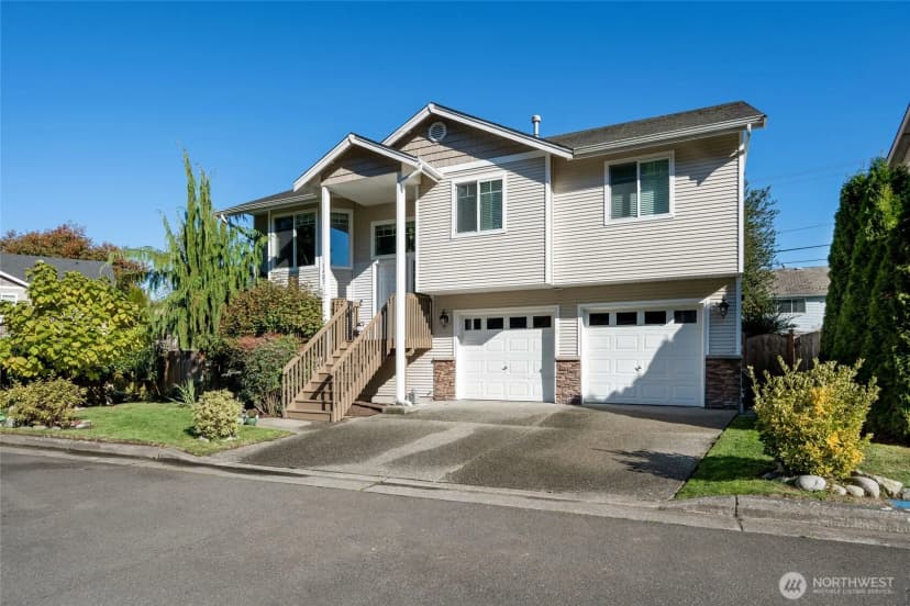 Property photo for 1403 Baker Avenue, Everett photo 3
