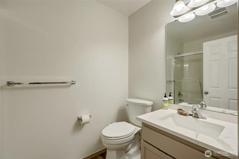Property photo for 1403 Baker Avenue, Everett photo 24