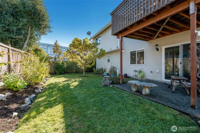 Property photo for 1403 Baker Avenue, Everett photo 32