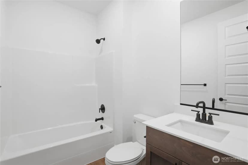 Property photo for 32411 Vine Avenue Se, Black Diamond photo 22