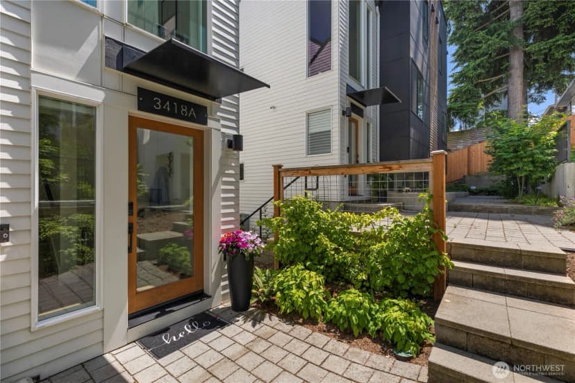 Property photo for 3418 A 23rd Avenue W, Seattle