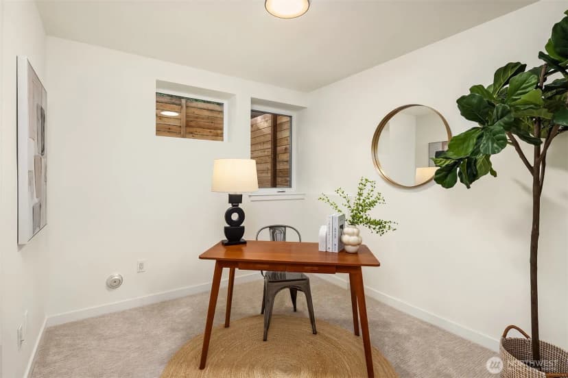 Property photo for 10817 11th Avenue Ne #b, Seattle photo 11