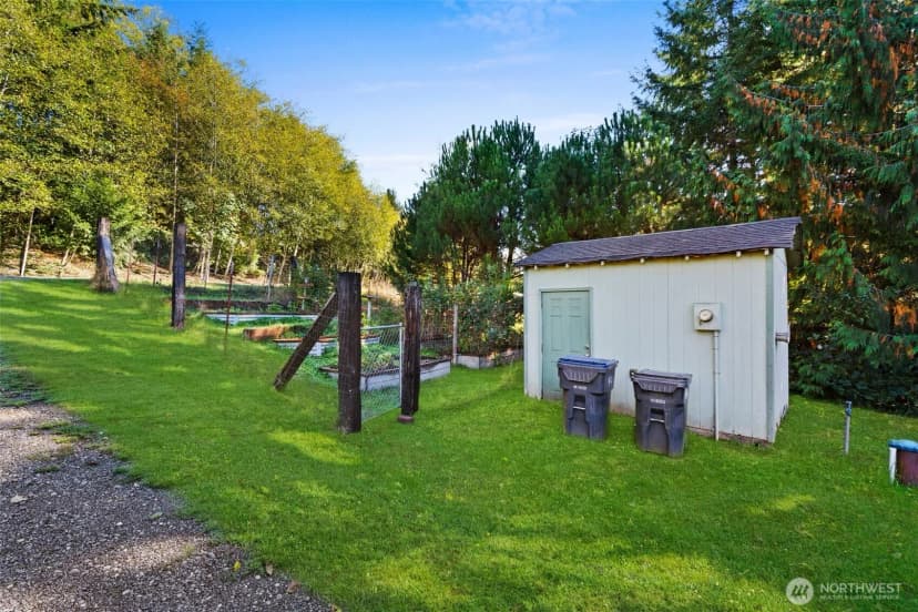 Property photo for 27 Otter Lane, Elma photo 28