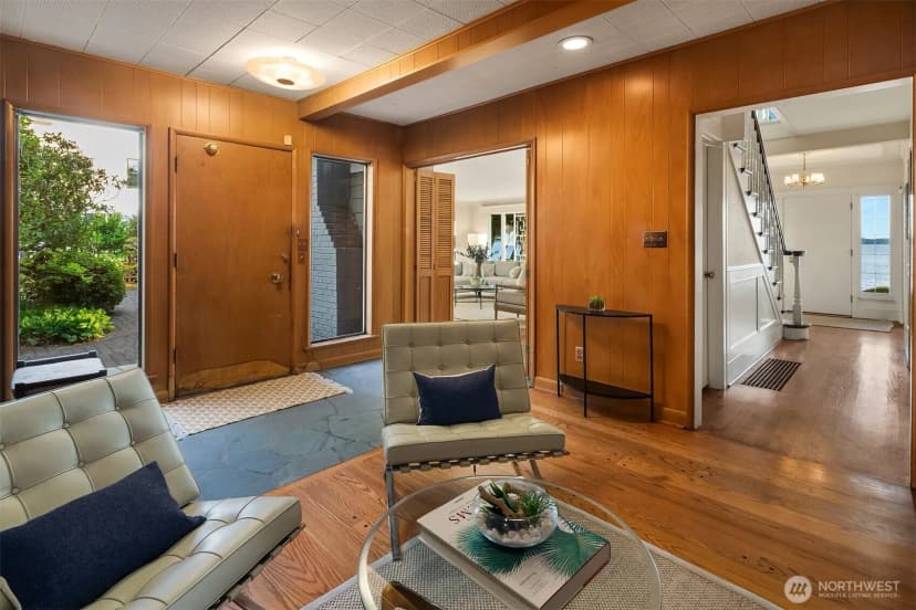 Property photo for 4400 Beach Drive Sw, Seattle photo 17