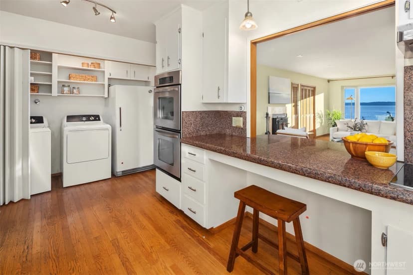 Property photo for 4400 Beach Drive Sw, Seattle photo 14
