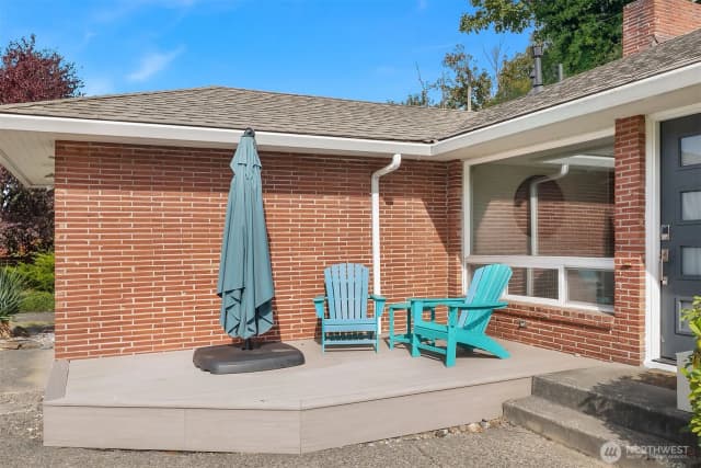 Property photo for 10622 9th Avenue Nw, Seattle photo 5