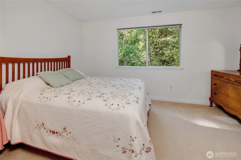 Property photo for 15929 67th Lane Ne #3, Kenmore photo 28