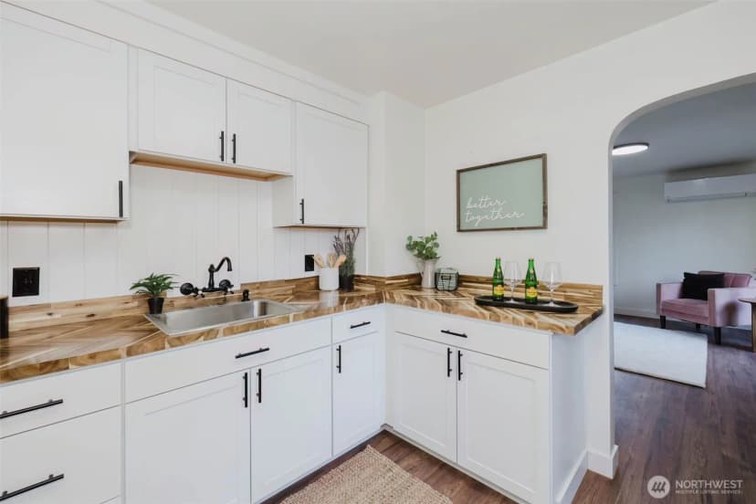 Property photo for 720 S Charleston Avenue, Bremerton photo 11